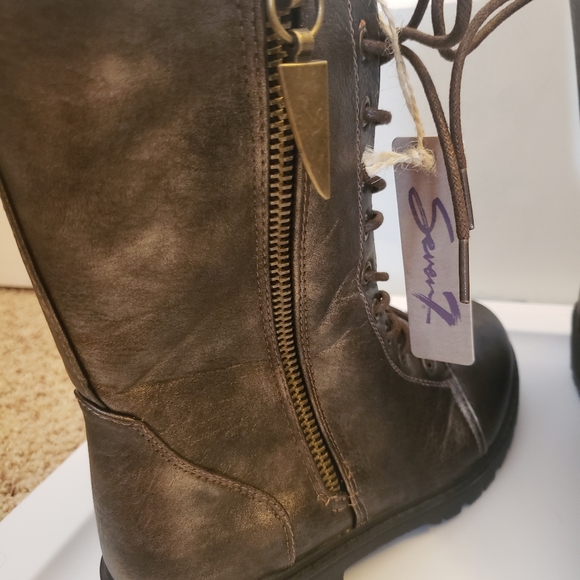 Seven7 Brand Boots - Picture 2 of 7